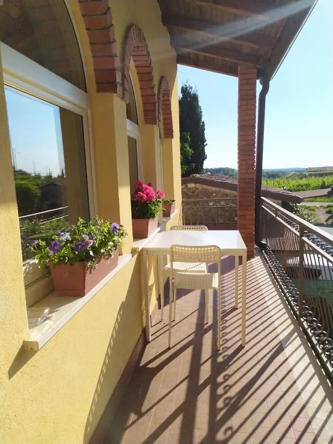 Apartment La Casetta In Collina Valeggio sul Mincio